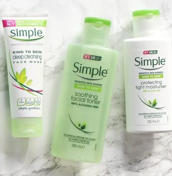 sữa rửa mặt simple cho da khô