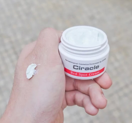 ciracle red spot cream giá